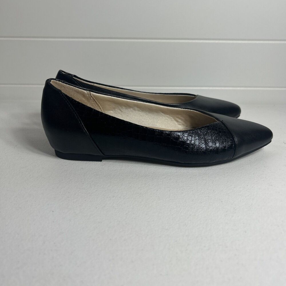 Lifestride Shoes Women’s Size 6 M Black Promise Ballet Flats Slip On Pointed Toe